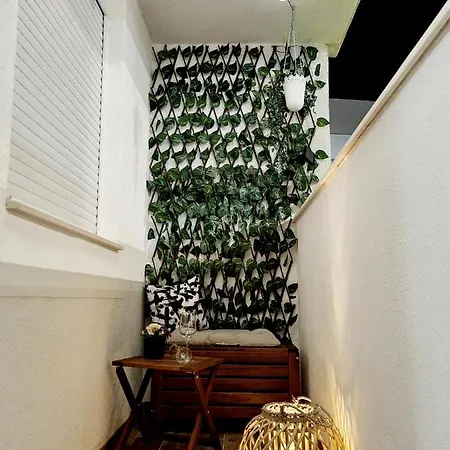 Saint Blaise 아파트 *